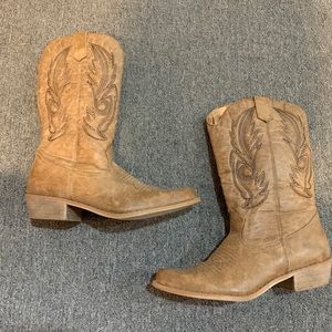 ❌SOLD❌ Cowboy boots size 7